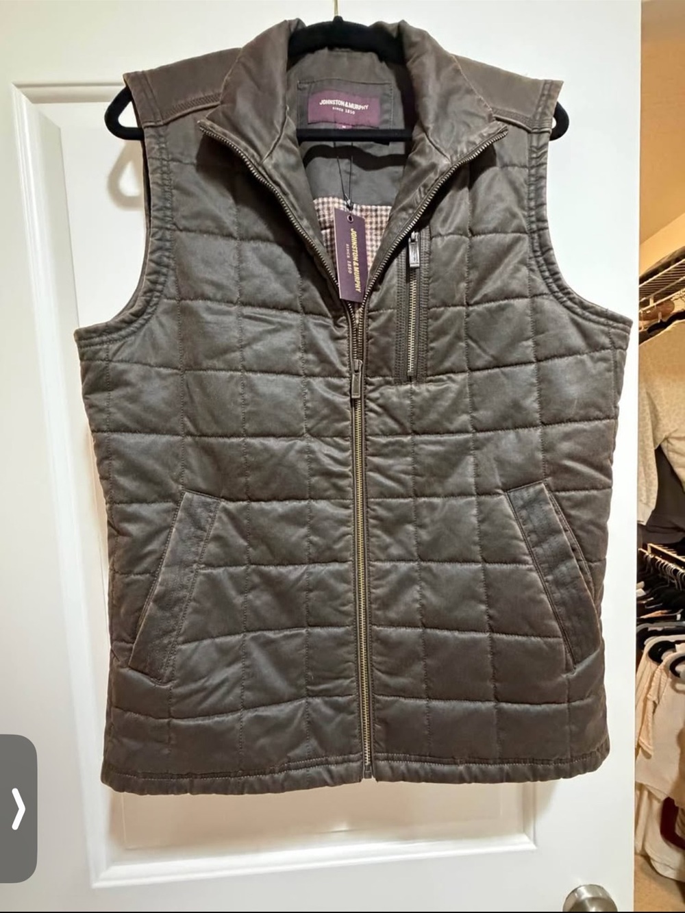 Johnston & Murphy Quilted Vest in Taupe Brown